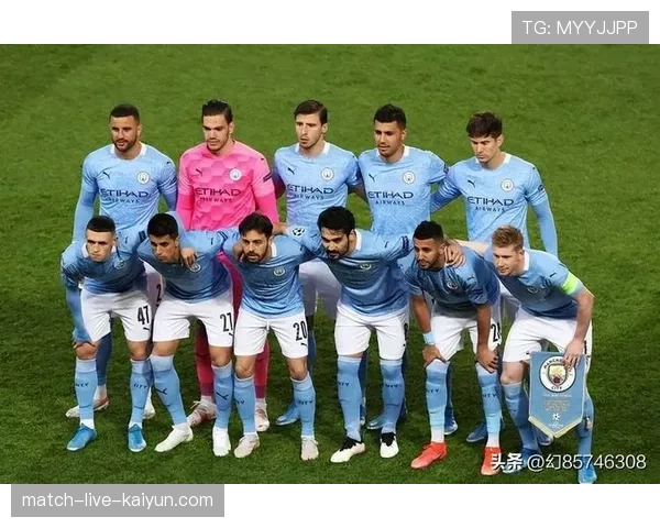 曼城主场4-0大胜埃弗顿,多赛一场登顶积分榜